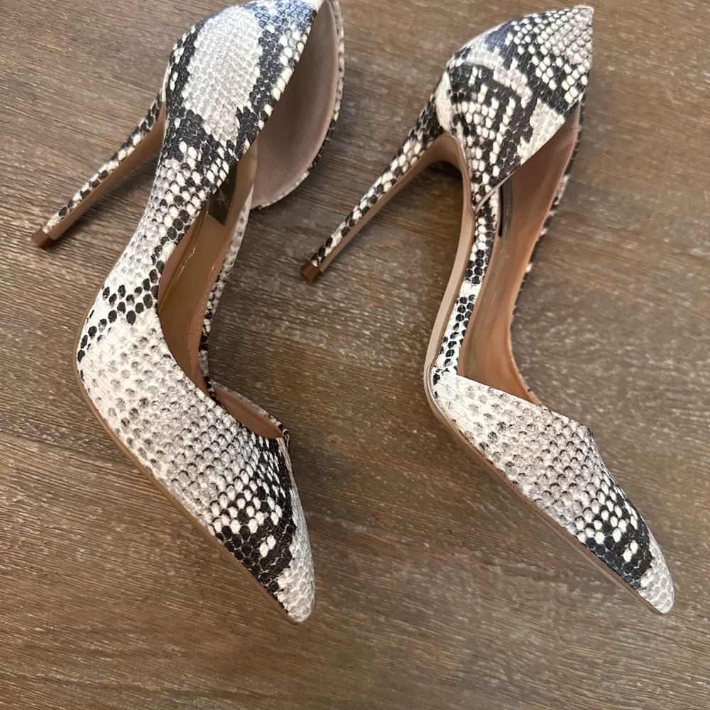 Aqua Heels - Picture 2 of 4